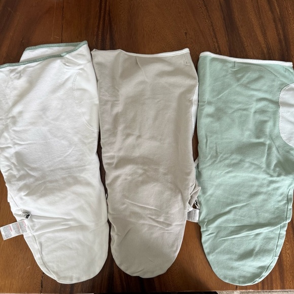 NEW Baby Swaddle Wraps 100% cotton Set of Three in Green, Gray, and White 0-3M - Picture 2 of 4